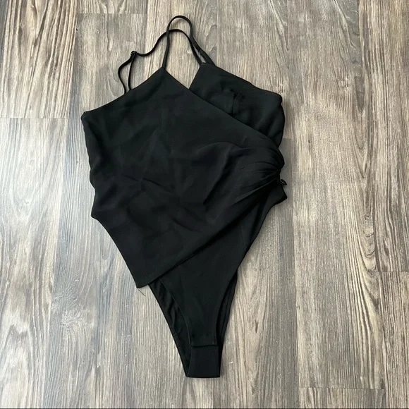 Zara NWT V-neck Black Spaghetti Strap Bodysuit - Picture 2 of 10